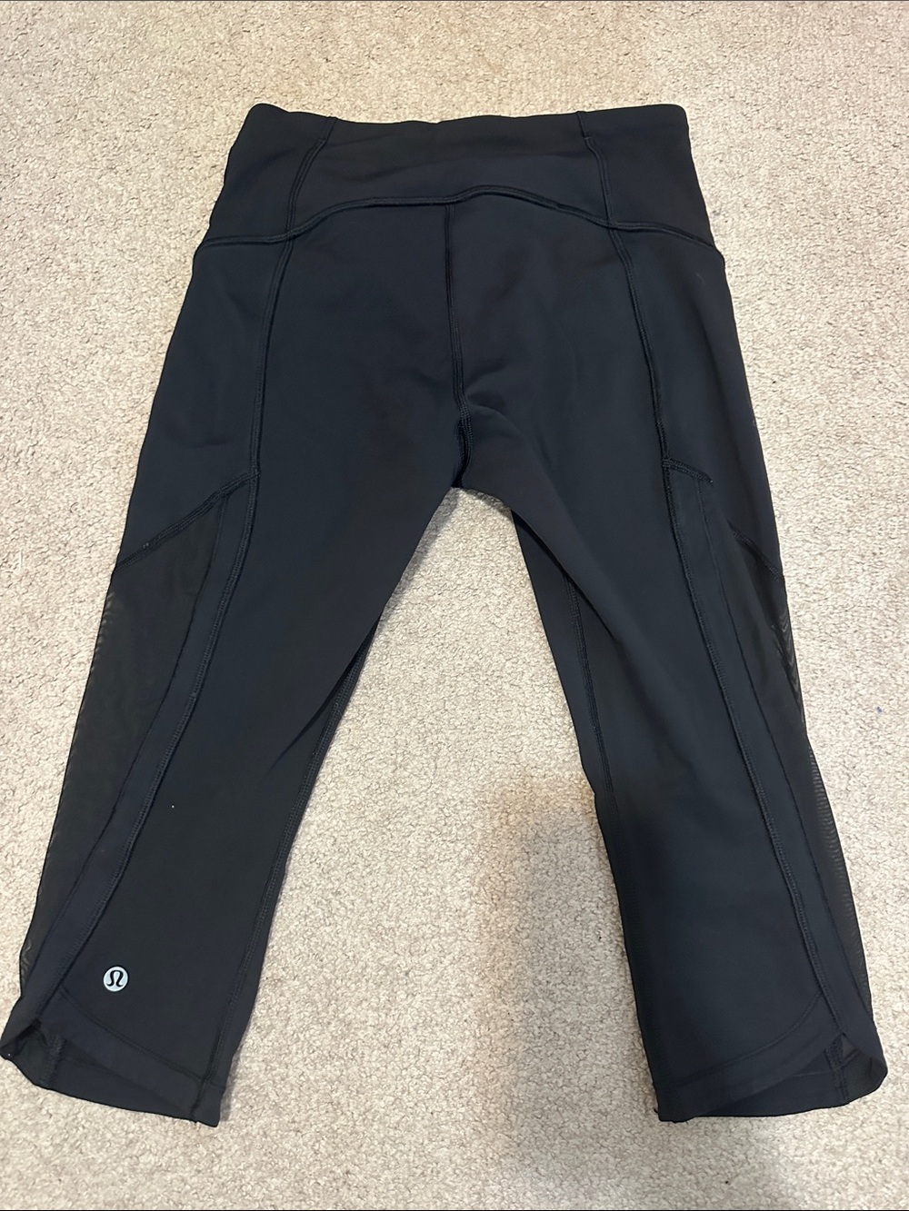 Lululemon Black Crop Athletic Leggings with mesh sides